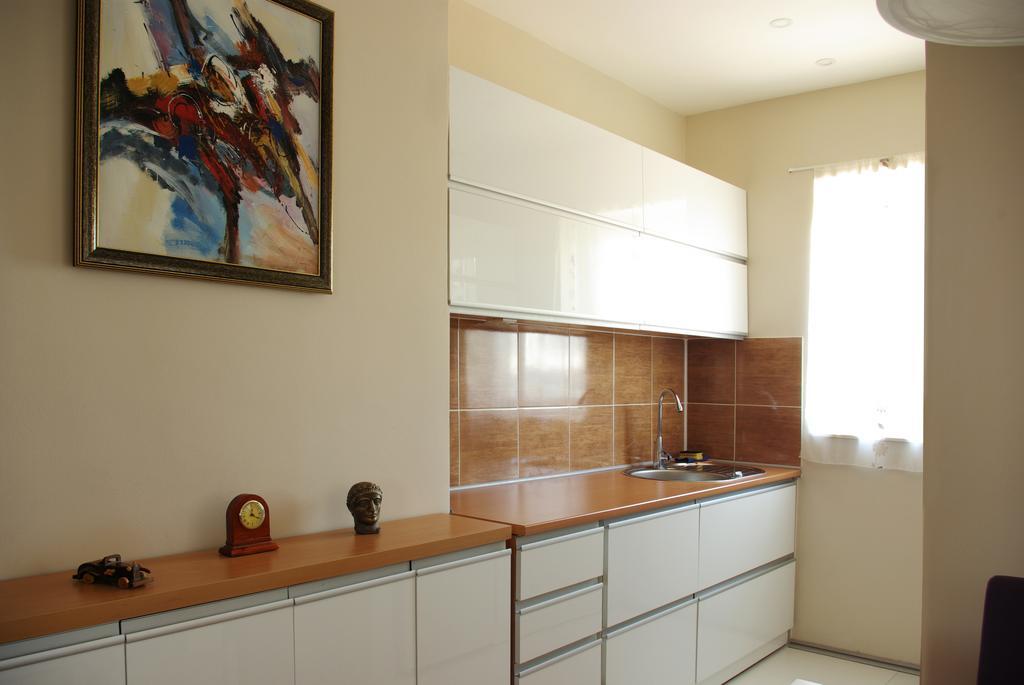 Square Studio Apartment Ni Exteriör bild