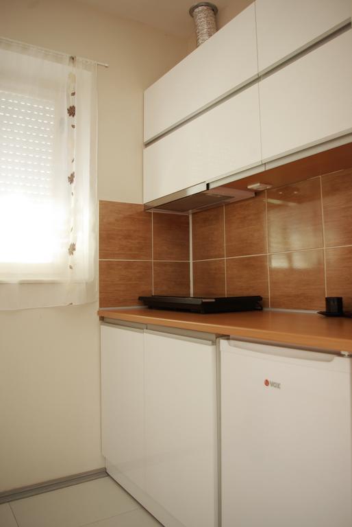 Square Studio Apartment Ni Exteriör bild